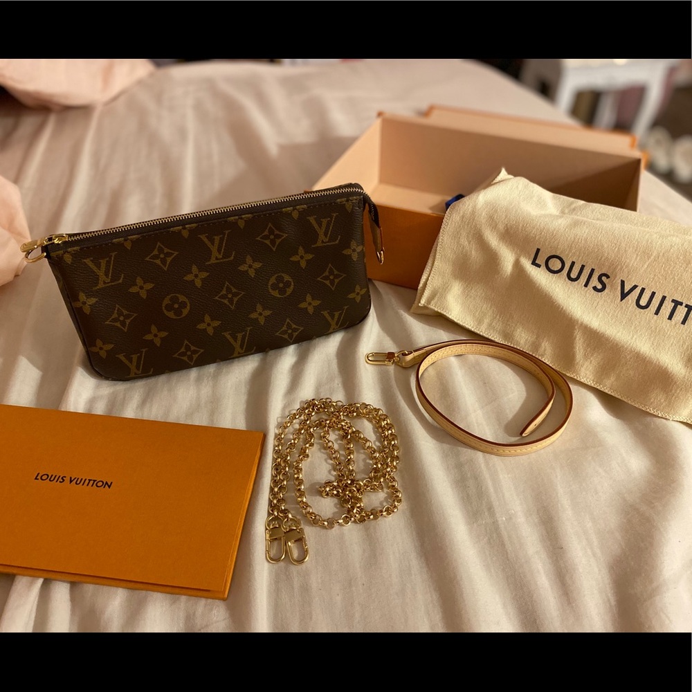 Louis Vuitton Pochette Accessoires